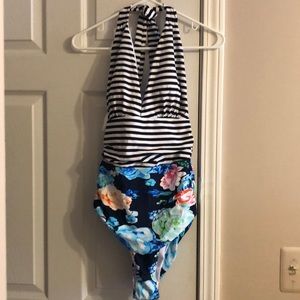 CUPSHE One-Piece Swimsuit